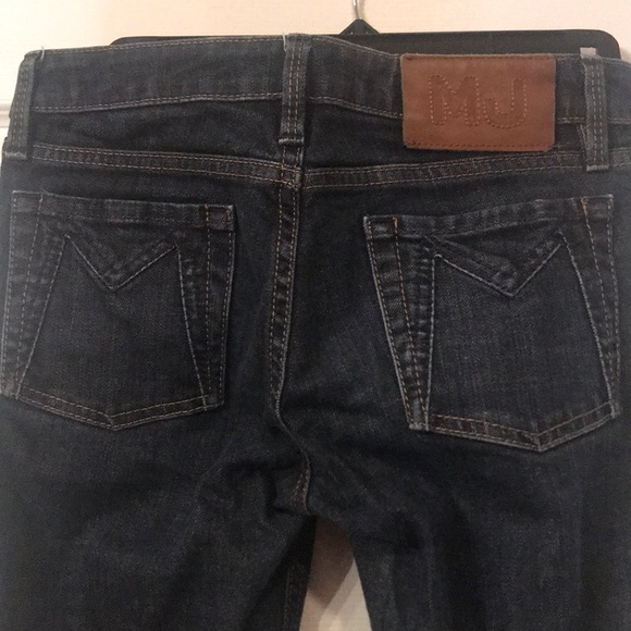 Straight Leg Jeans 25 inch waist - Picture 2 of 4